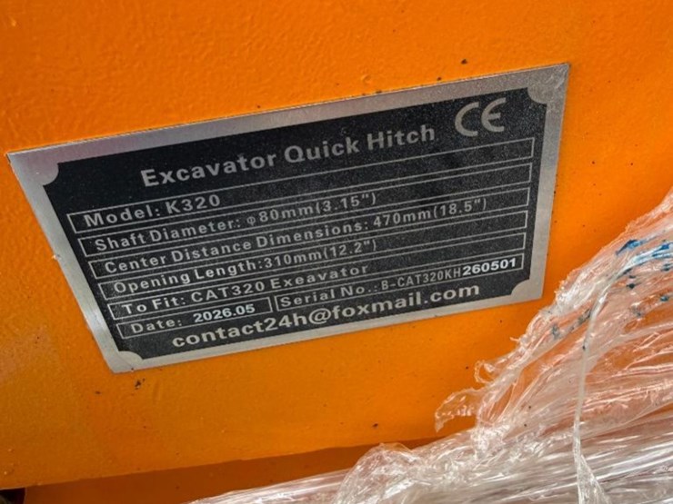caterpillar-320-image-6