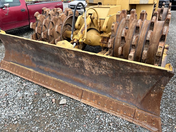 caterpillar-815a-image-9