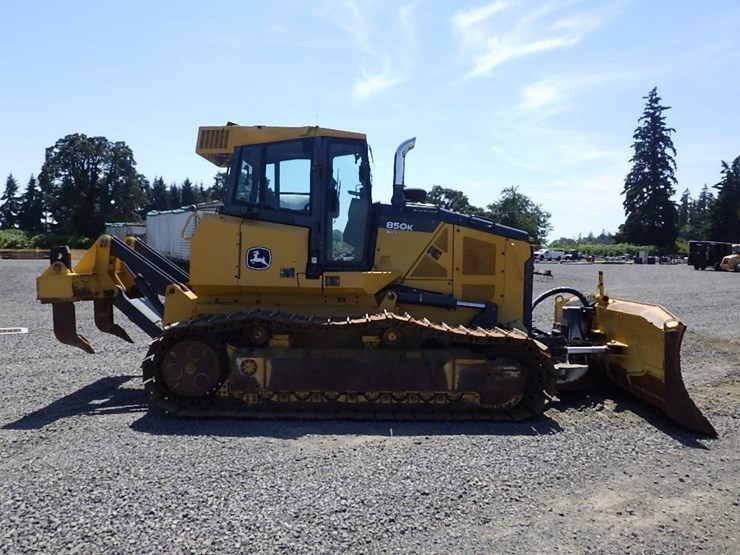 2016-deere-850k-image-4