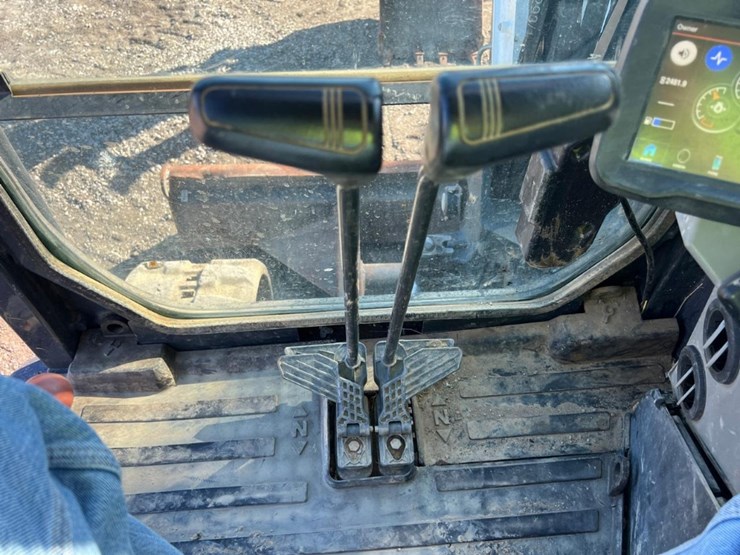 2021-bobcat-e60-image-29