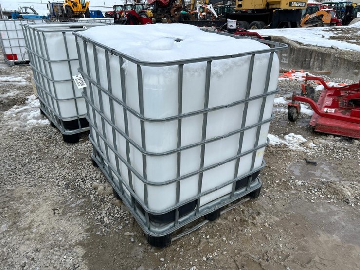 water-tank-tote-image-2