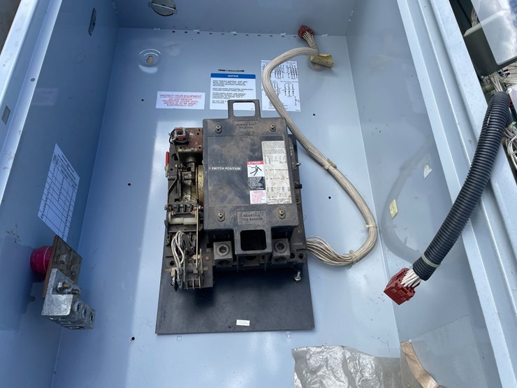 #2896-•-30kw-spectrum-detroit-diesel-generator-image-37