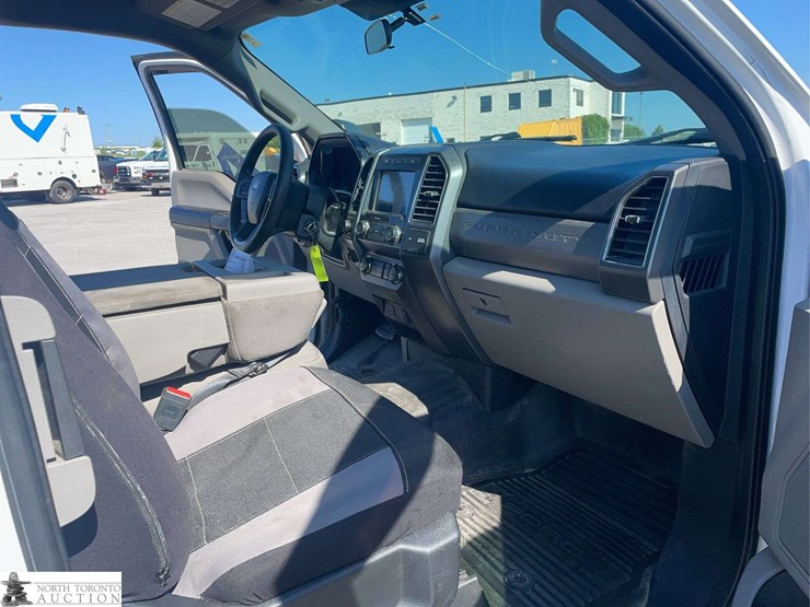 2020-ford-f250-image-17