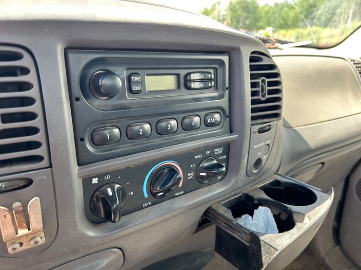 2000-ford-2000-image-32