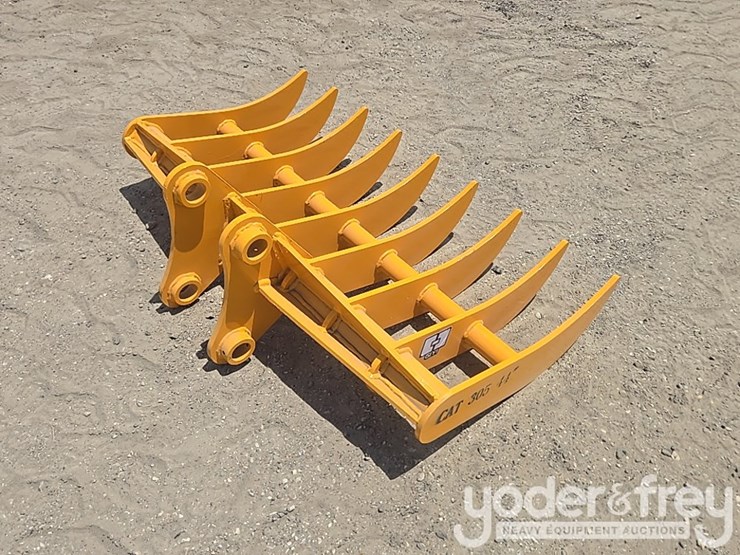 2026-caterpillar-305-image-3