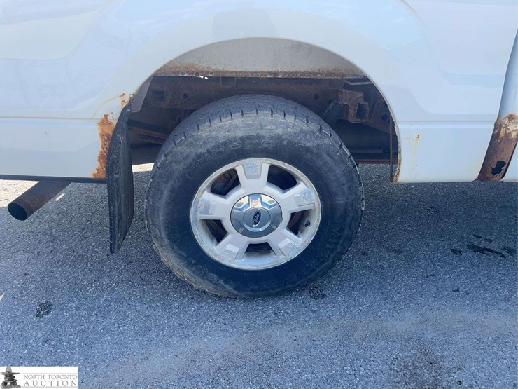 2014-ford-f150-image-21