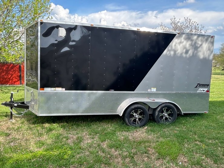 #30-•-2023-homesteader-enclosed-trailer-image-2