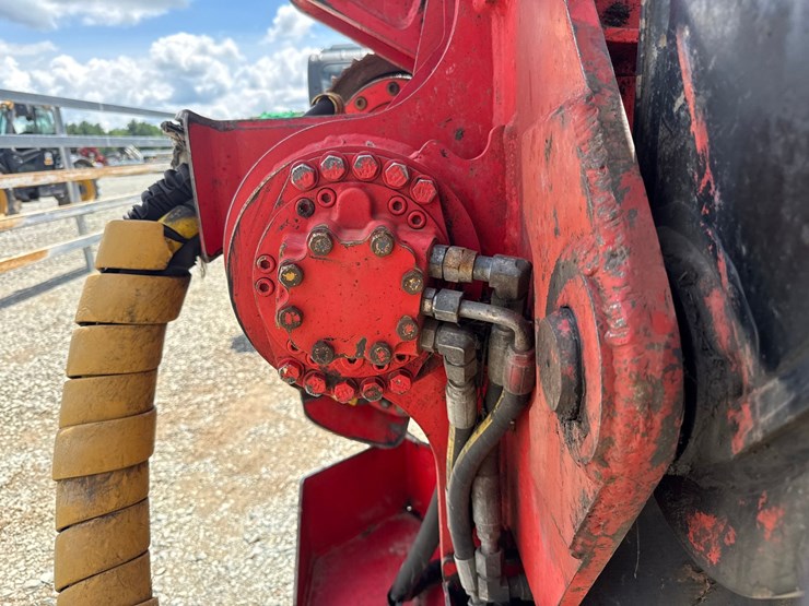 2014-caterpillar-501-image-27