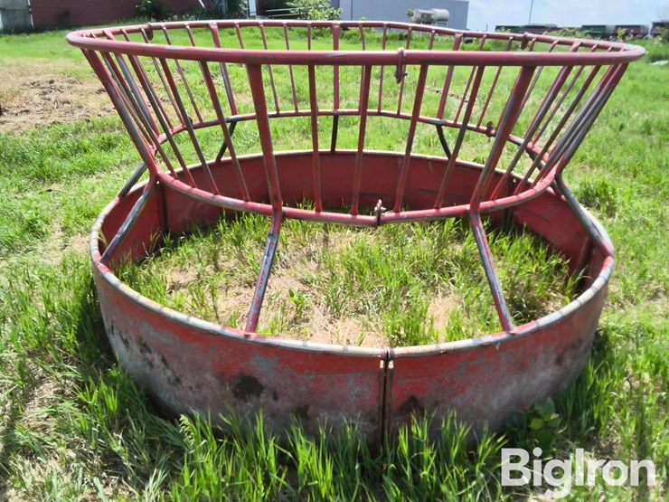 bale-feeder-image-10