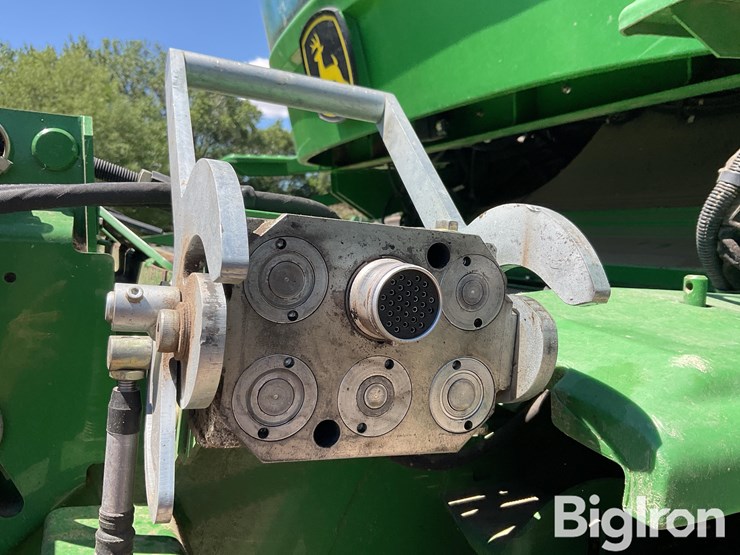 2010-john-deere-9670-sts-image-13