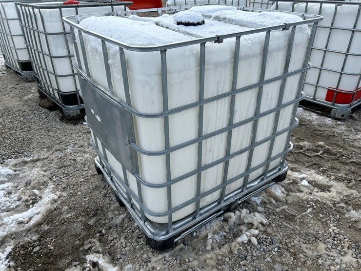water-tank-tote-image-3