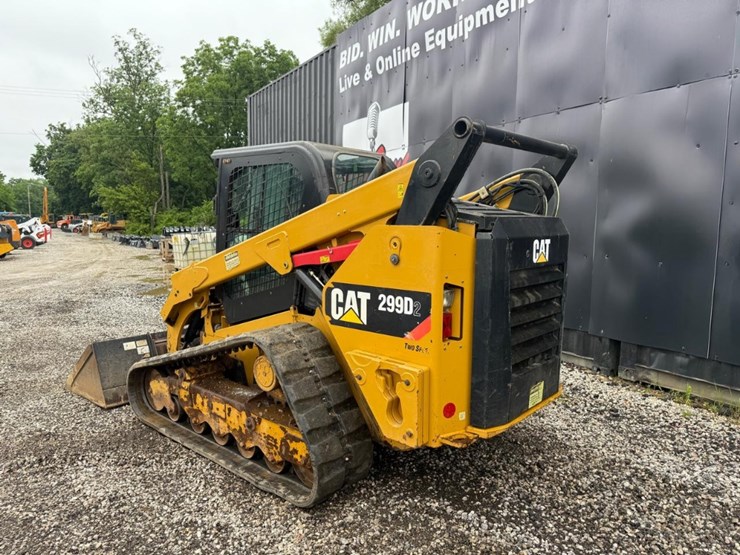 2018-caterpillar-299d2-image-2