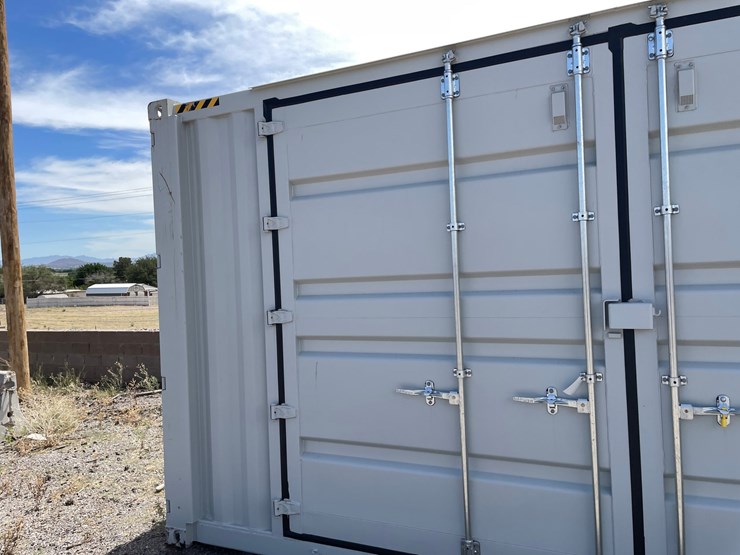 #101-•-40'-high-cube-container-image-8