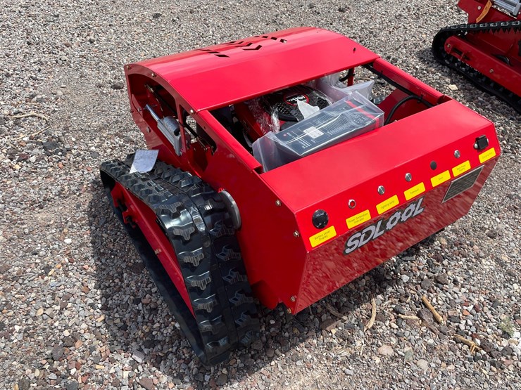 #1306-•-lawn-mower-image-12