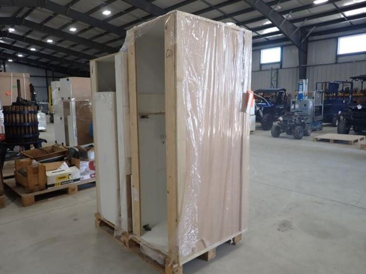 unused-qty-of-3-pc-heavy-duty-white-kitchen-base-image-1