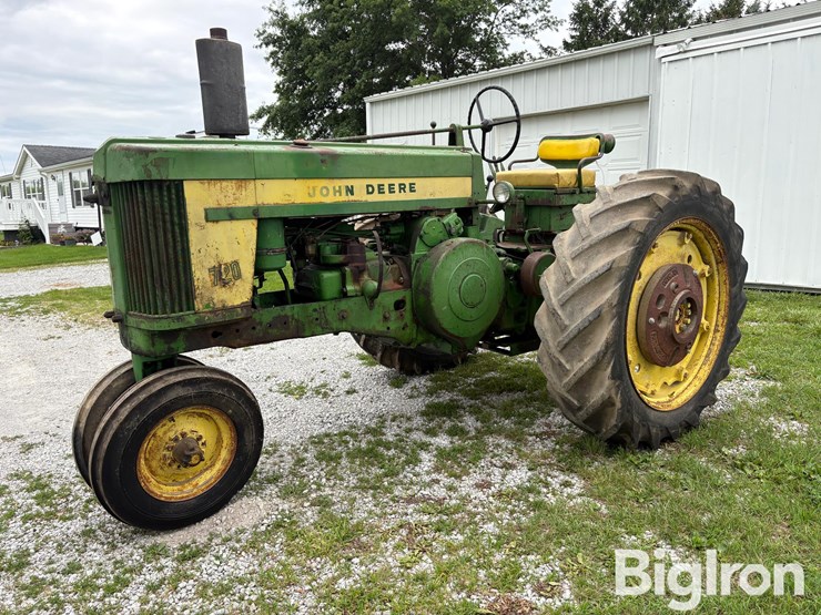 1958-john-deere-720-image-1