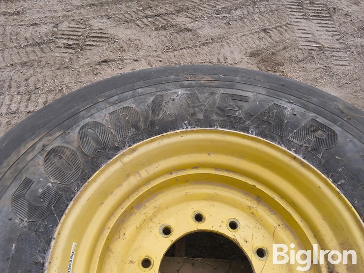 goodyear-445/65r22.5-tire/rim-image-11