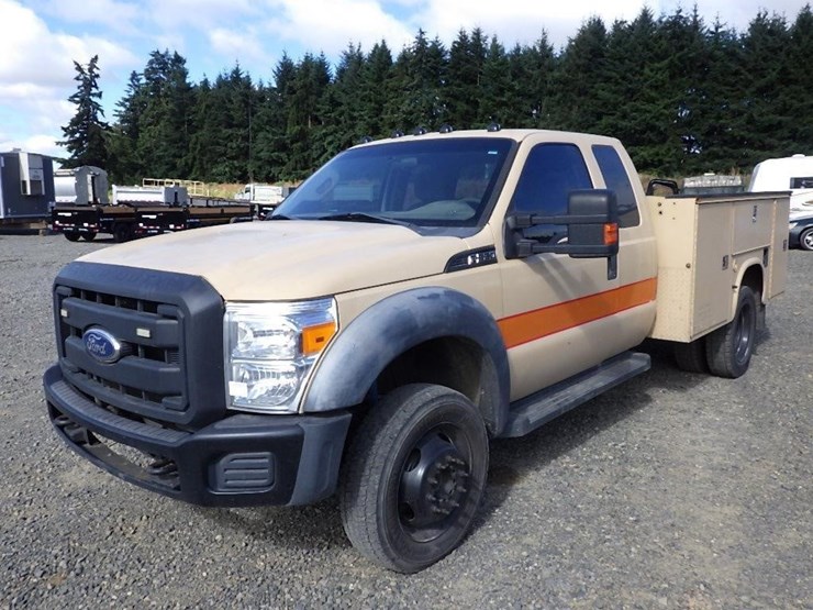 2012-ford-f550-image-1
