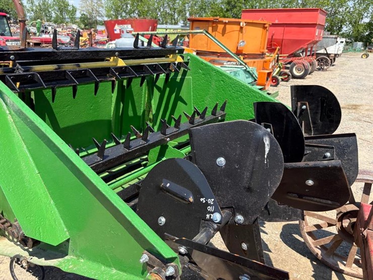 pequea-110-manure-spreader-image-7