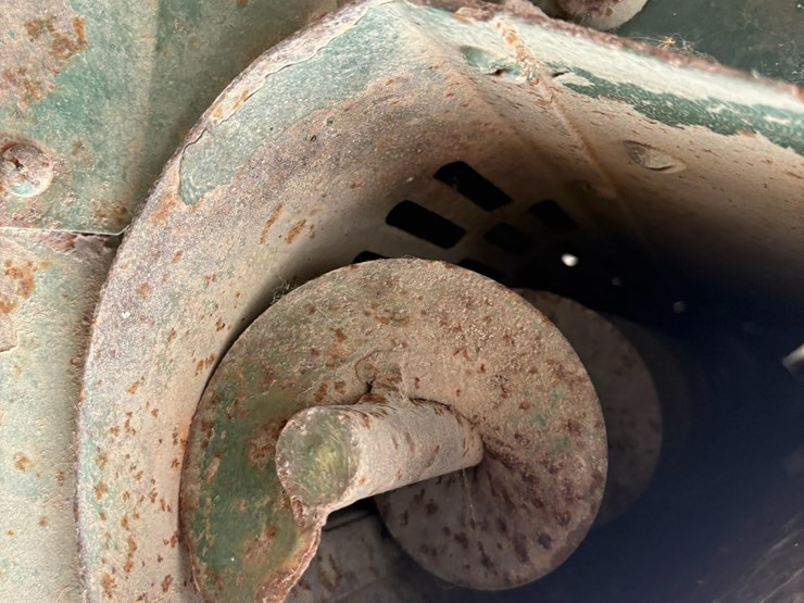 john-deere-4b-image-18
