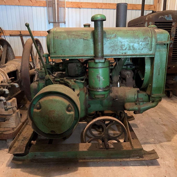 John Deere W-111