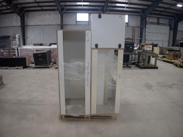 unused-qty-of-3-pc-heavy-duty-white-kitchen-base-image-5