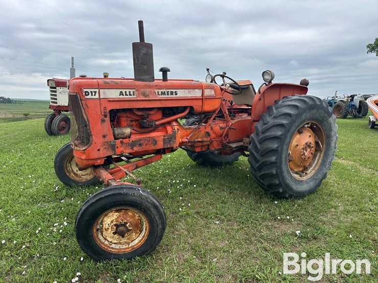 1964-allis-chalmers-d17-image-1