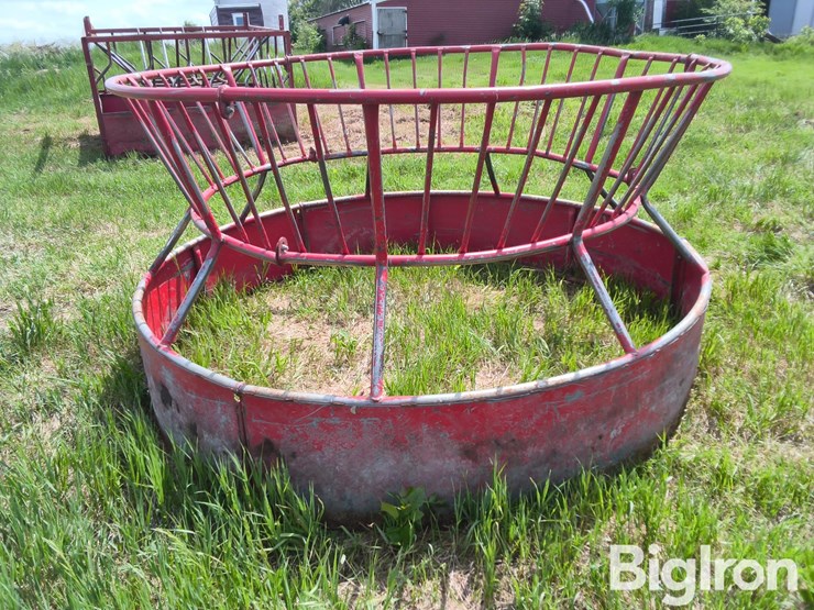 bale-feeder-image-9