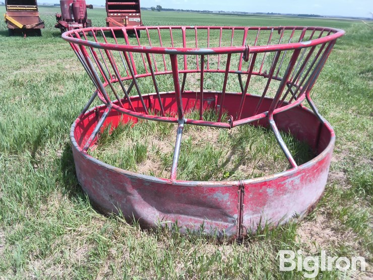 bale-feeder-image-6