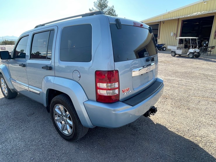2012-jeep-liberty-image-33