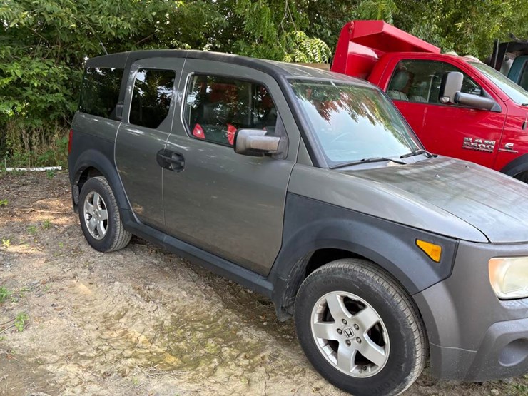 2005-honda-element-image-2