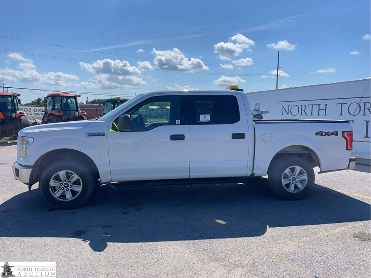 2017-ford-f150-image-8