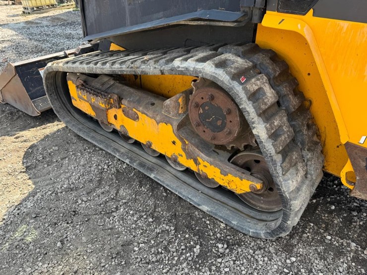 jcb-300t-image-16