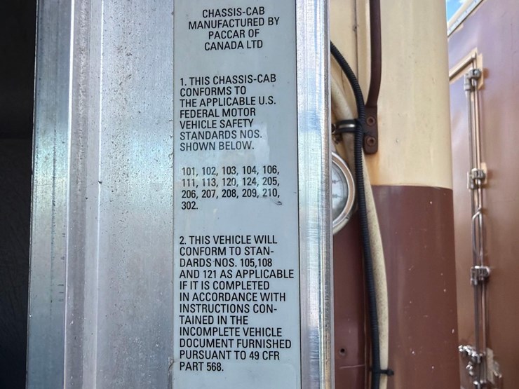 2009-kenworth-t370-image-24