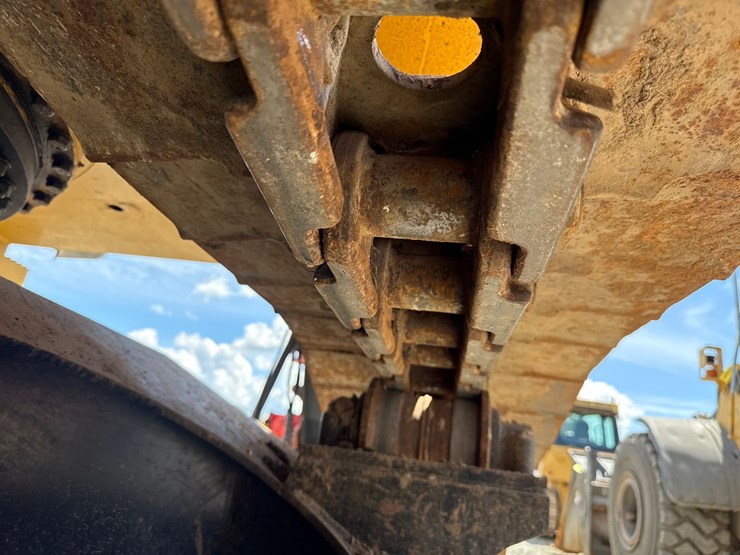 2014-caterpillar-501-image-100