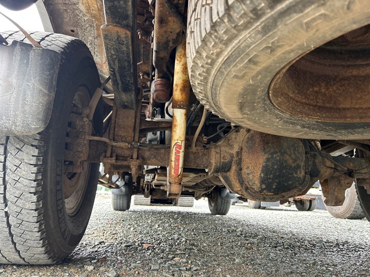 2012-ford-f350-image-22