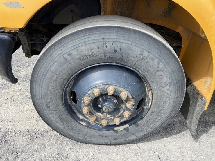 2012-ic-pb105-school-bus-image-37