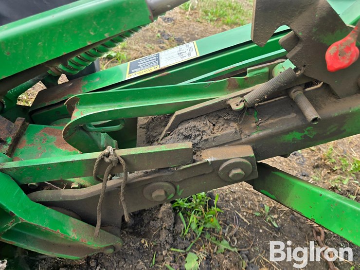 john-deere-265-image-13