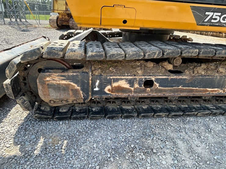 2022-deere-75g-image-10