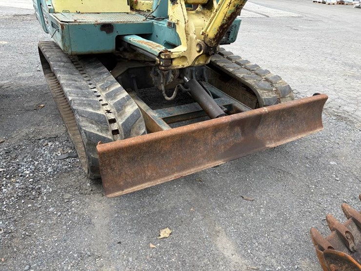 yanmar-b50-image-9