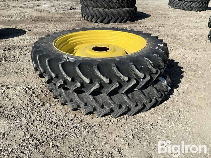 deere-tires-image-1