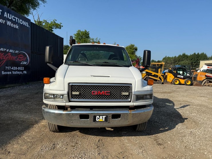 2003-gmc-topkick-image-7