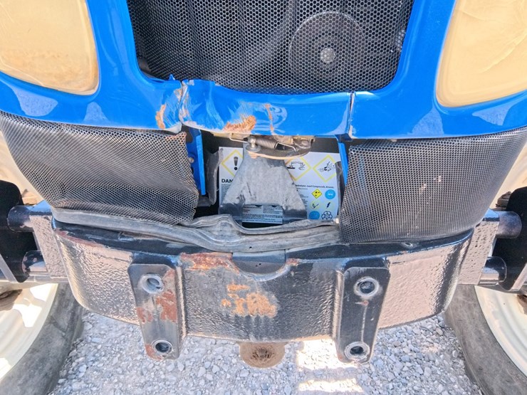 2004-new-holland-tl100a-image-16
