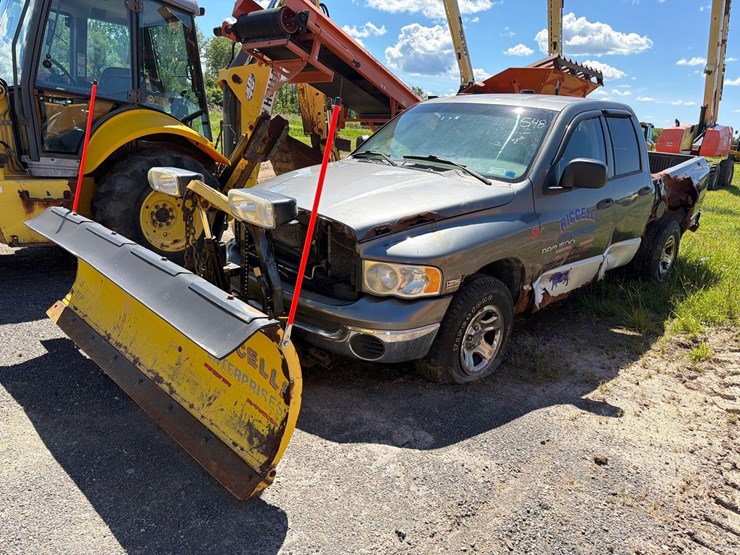 2005-dodge-1500-image-3