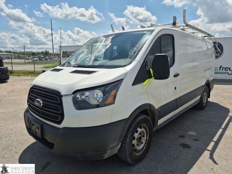 2018-ford-transit-image-1
