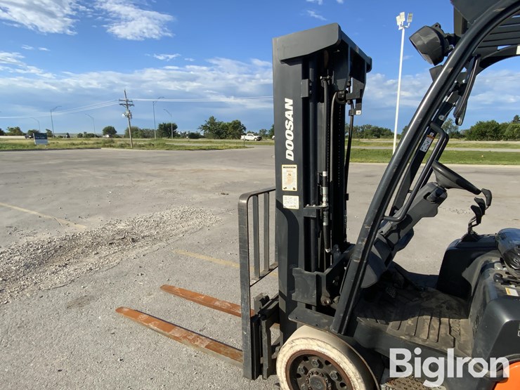 2018-doosan-gc25s-9-image-16