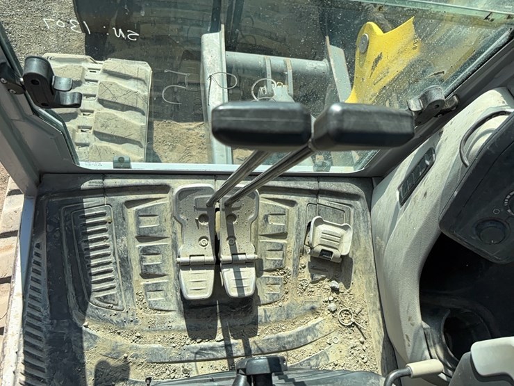 2017-wacker-neuson-et145-image-27