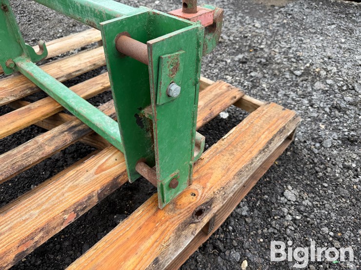 john-deere-148-image-14