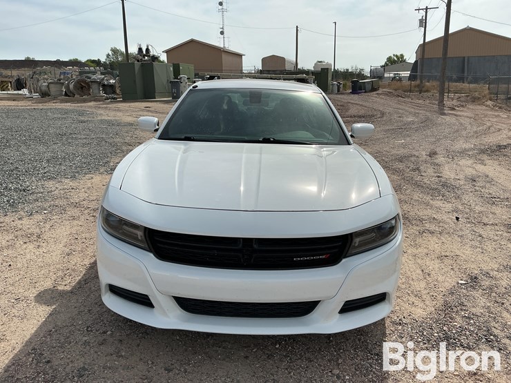 2018-dodge-charger-sxt-police-interceptor-4-door-sedan-image-2