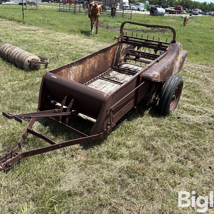 Farmall Manure Spreader